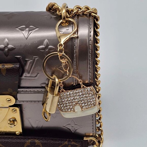 Authentic Louis Vuitton Lock & Key with unbranded Rhinstone Bag Keycharm - Picture 2 of 7